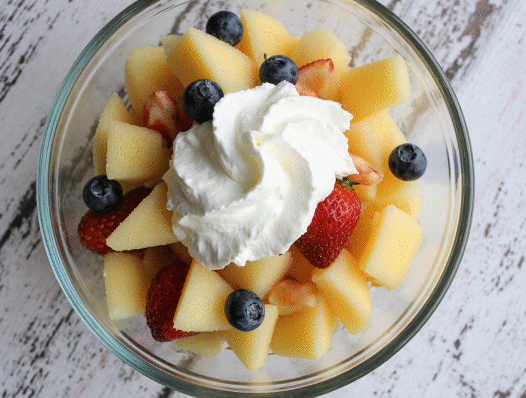 The Foolproof Guide to Perfect Fruit Salad with Cool Whip (Ready in 10 Minutes!)