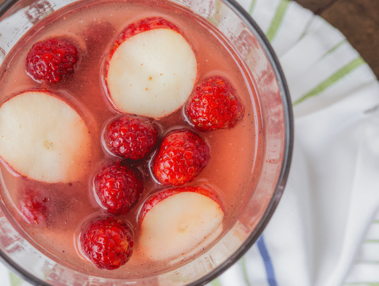 How to Make the Perfect Summer Punch with Strawberries and Condensed Milk